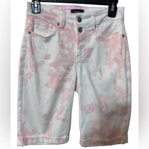 NYDJ Brielle Bermuda Shorts with Lift x Tuck Technology. White/peach. Si…